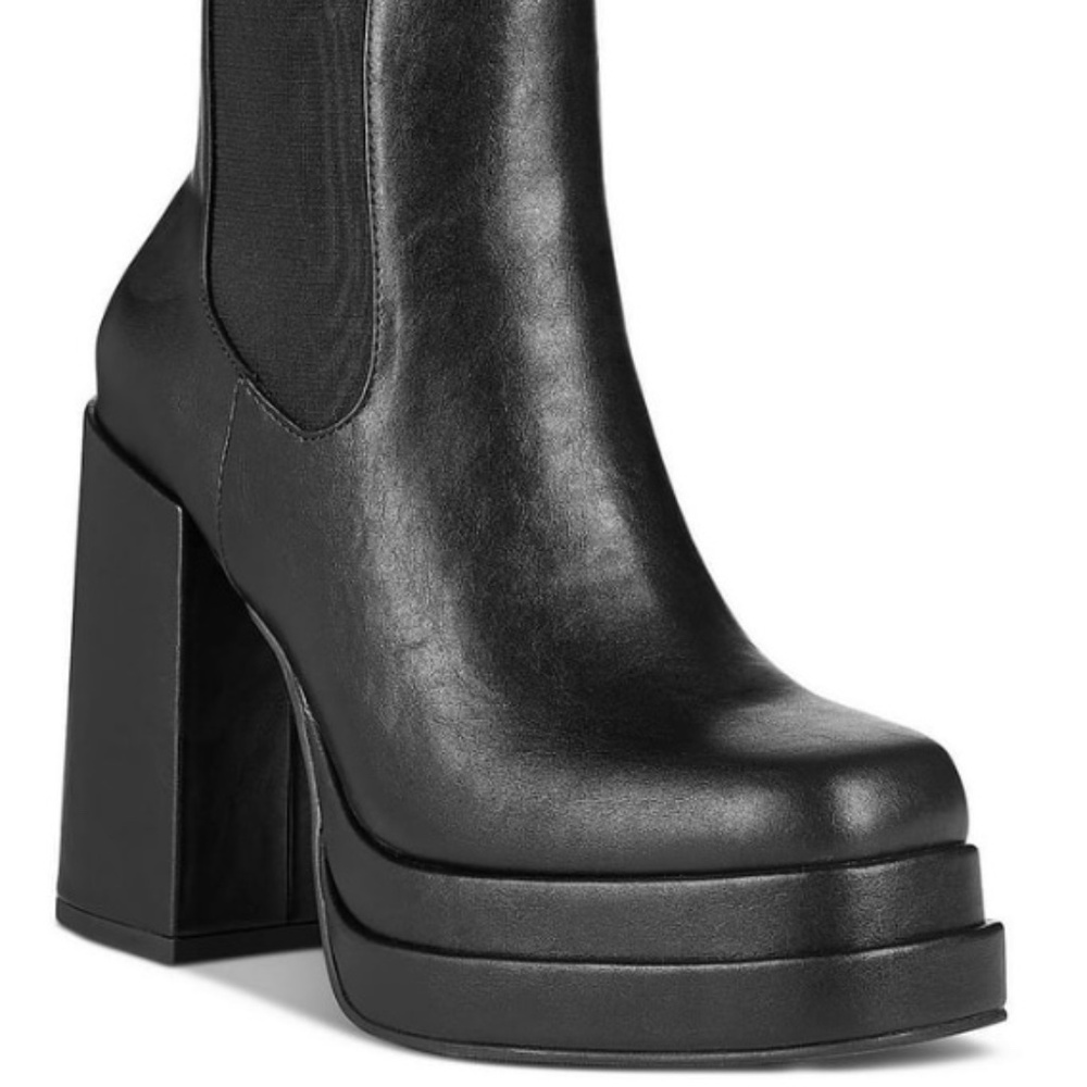 Boot (ankle)